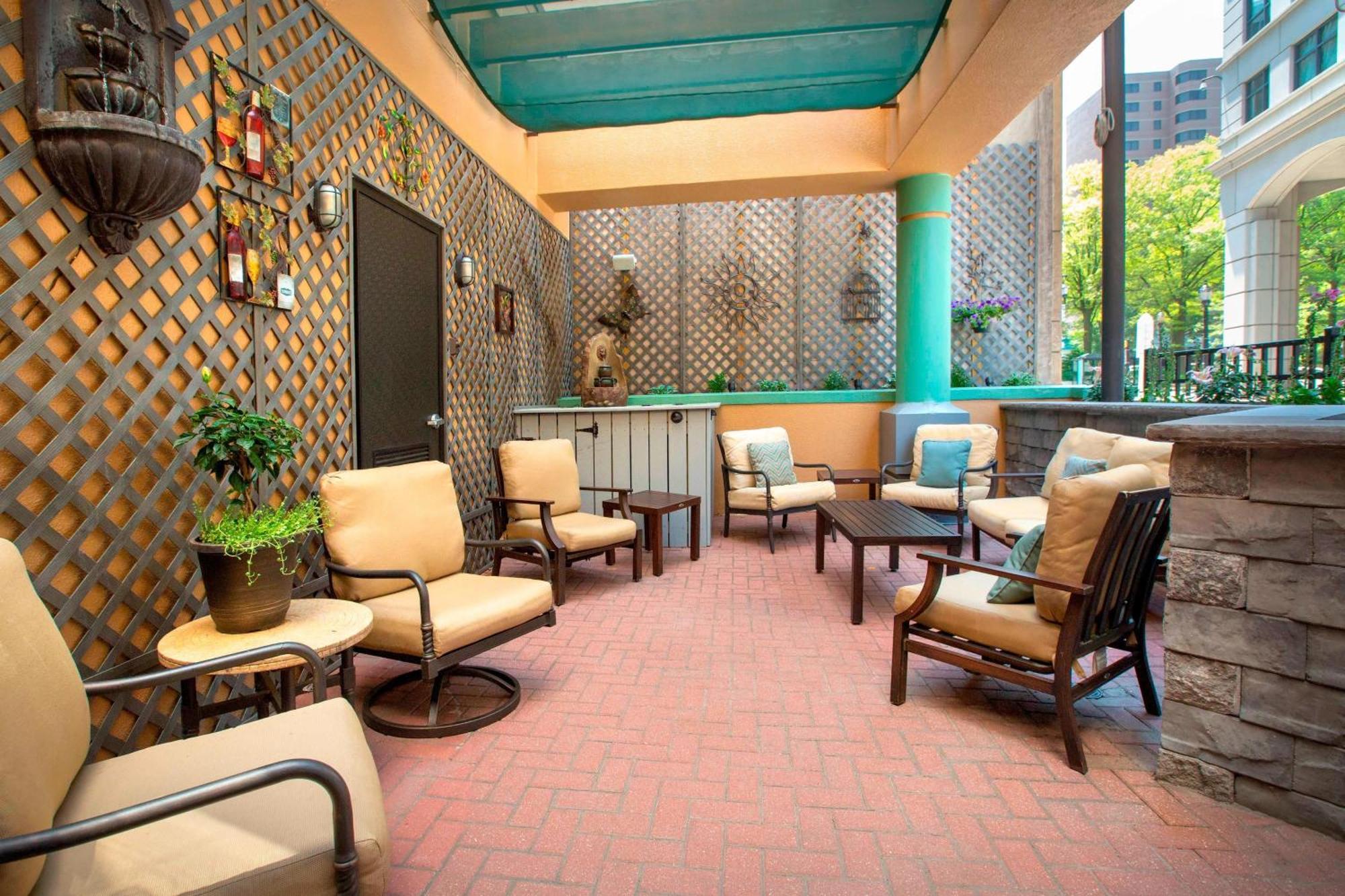 Courtyard Wilmington Downtown Hotel Buitenkant foto